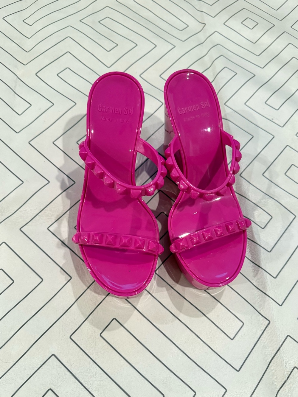 Carmen Sol Pink Tonino Jelly Pump